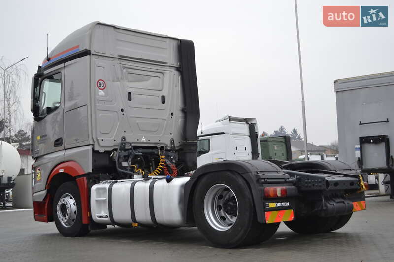 Тягач Mercedes-Benz Actros 2013 в Хусте