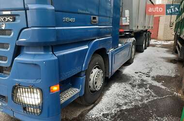 Тягач Mercedes-Benz Actros 2004 в 