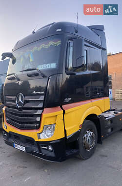 Тягач Mercedes-Benz Actros 2014 в Рівному