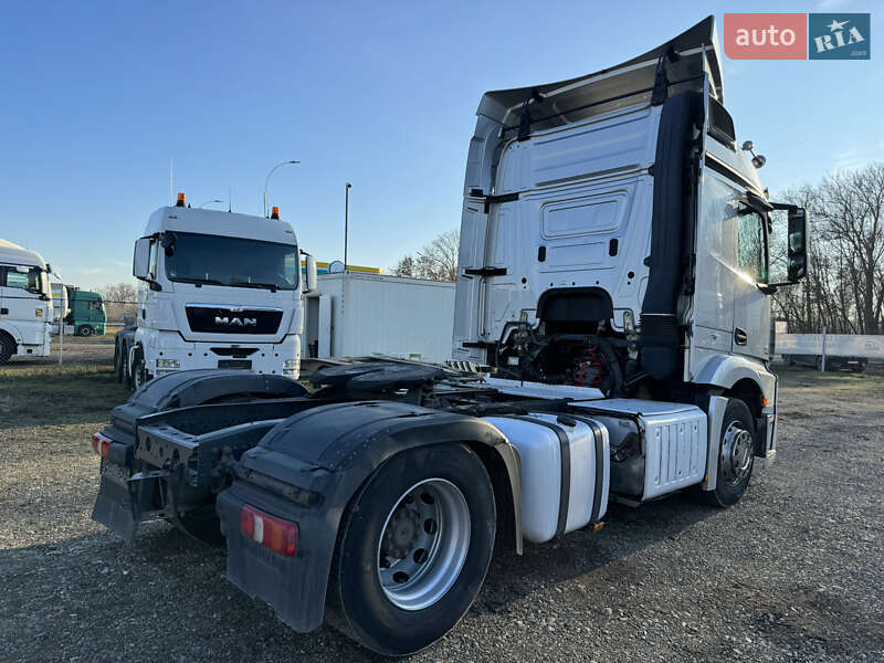 Тягач Mercedes-Benz Actros 2012 в Черновцах