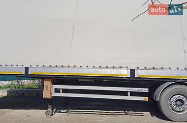 Тягач Mercedes-Benz Actros 2013 в 