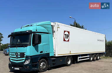 Тягач Mercedes-Benz Actros 2014 в 