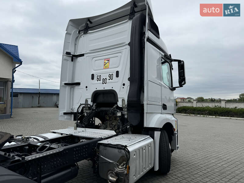 Тягач Mercedes-Benz Actros 2016 в Львове