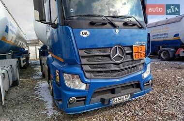 Тягач Mercedes-Benz Actros 2016 в Одессе
