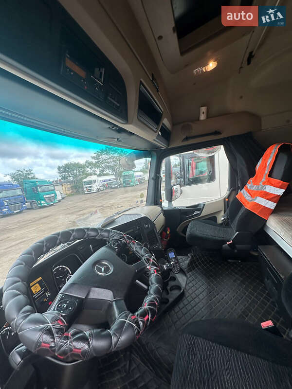 Тягач Mercedes-Benz Actros 2016 в Одессе