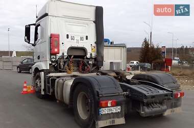Тягач Mercedes-Benz Actros 2014 в 