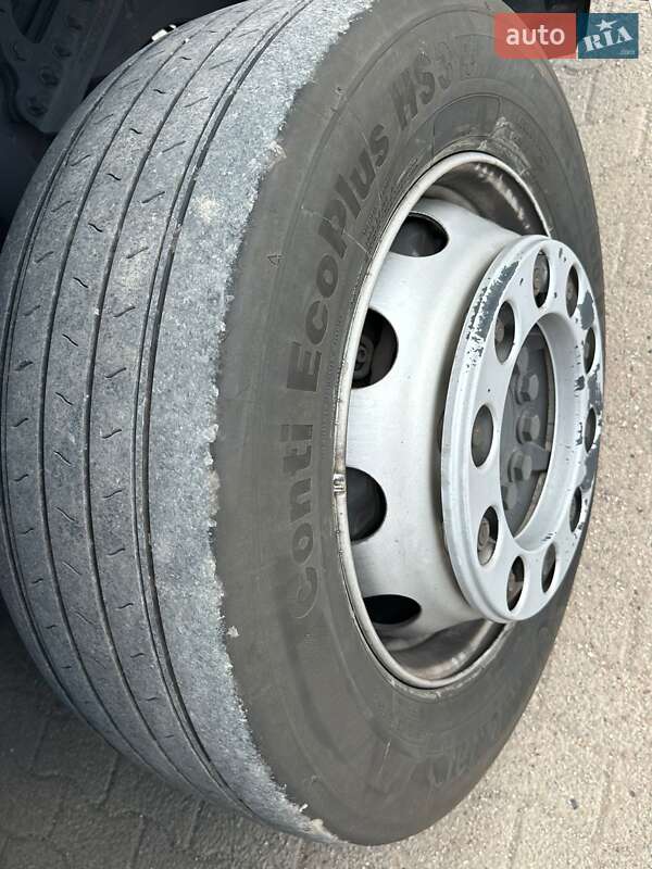 Контейнеровоз Mercedes-Benz Actros 2021 в Черновцах