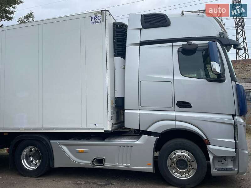 Тягач Mercedes-Benz Actros 2016 в Києві фото 4 Тягач Mercedes-Benz Actros 2016 в Києві