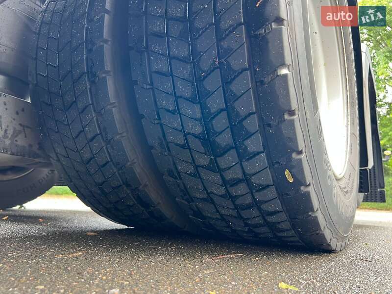 Контейнеровоз Mercedes-Benz Actros 2021 в Чернівцях