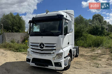 Тягач Mercedes-Benz Actros 2016 в Львові