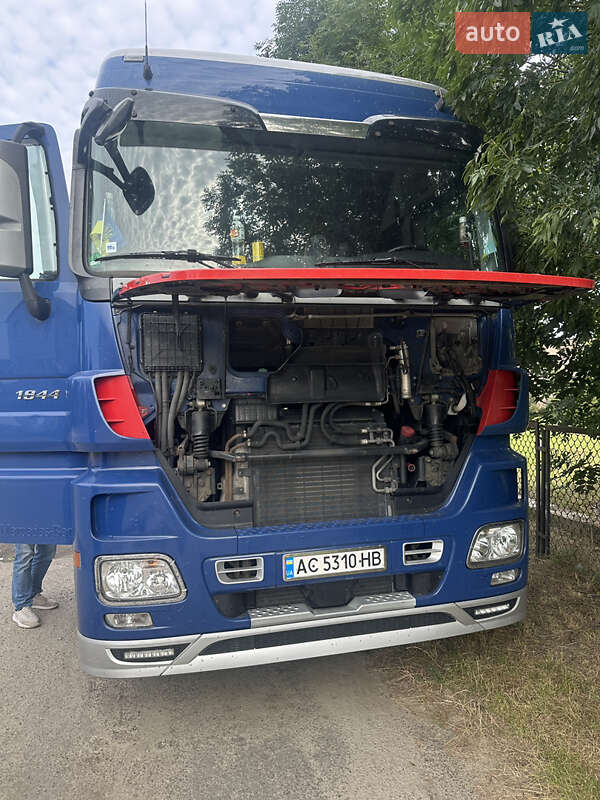 Mercedes-Benz Actros 2011