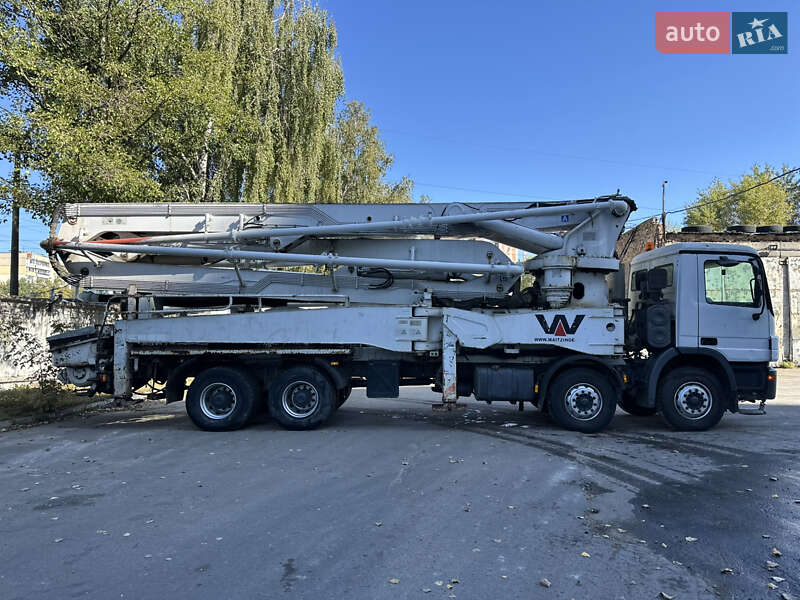 Бетононасос Mercedes-Benz Actros 2006 в Киеве