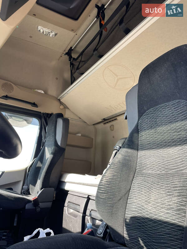 Тягач Mercedes-Benz Actros 2016 в Луцке