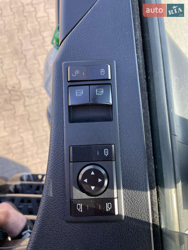 Тягач Mercedes-Benz Actros 2016 в Луцке