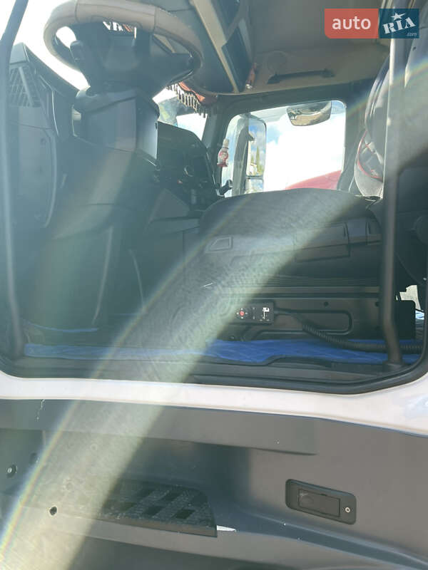 Тягач Mercedes-Benz Actros 2014 в Буче