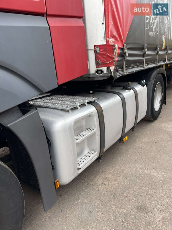 Тягач Mercedes-Benz Actros 2015 в Буче