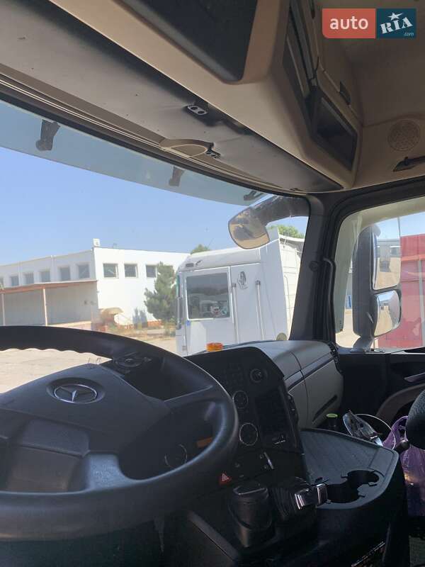 Тягач Mercedes-Benz Actros 2015 в Одесі