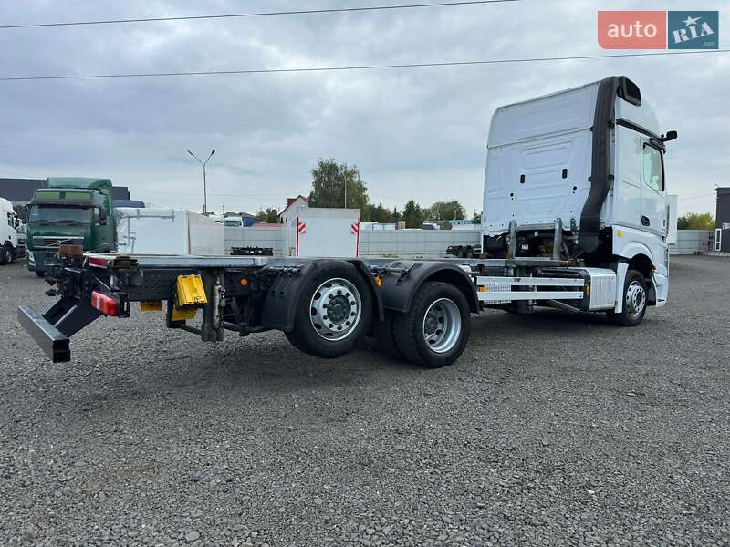 Контейнеровоз Mercedes-Benz Actros 2020 в Луцке