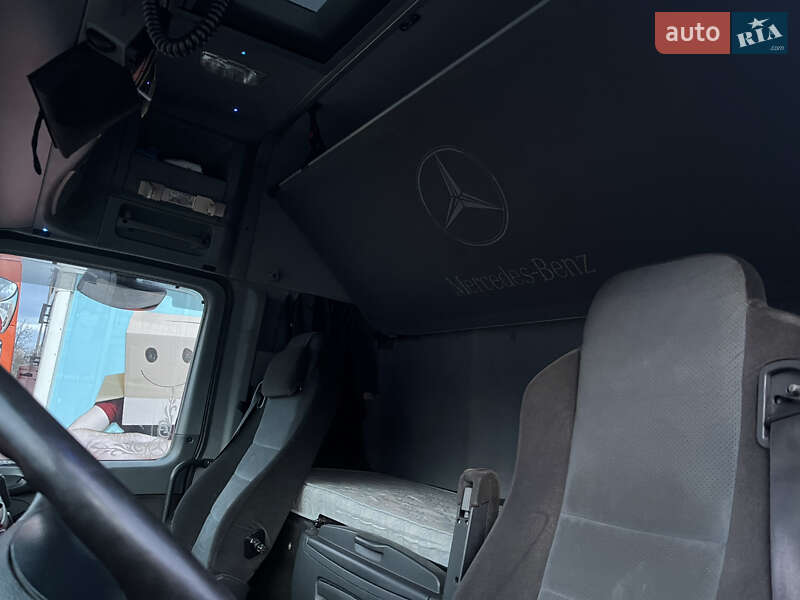 Тягач Mercedes-Benz Actros 2008 в Долине