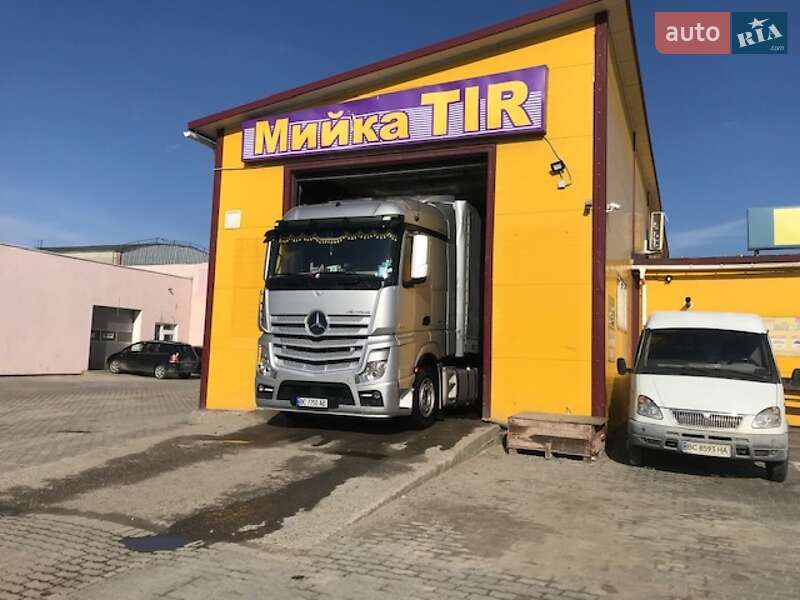 Тягач Mercedes-Benz Actros 2012 в Дрогобыче
