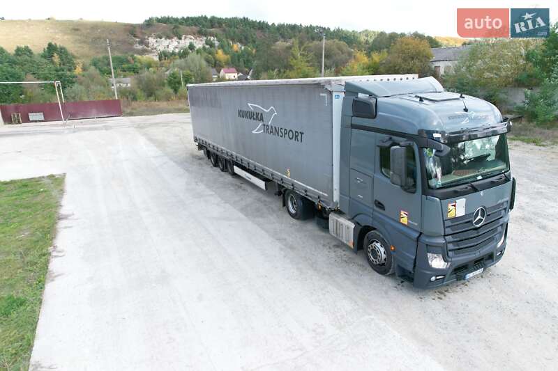 Тягач Mercedes-Benz Actros 2013 в Львове