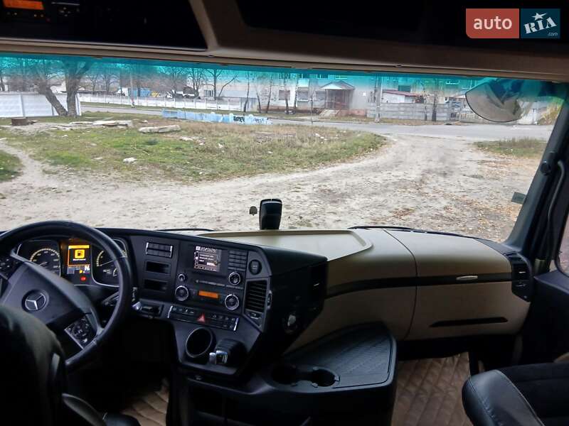 Тягач Mercedes-Benz Actros 2014 в Киеве фото 27 Тягач Mercedes-Benz Actros 2014 в Киеве