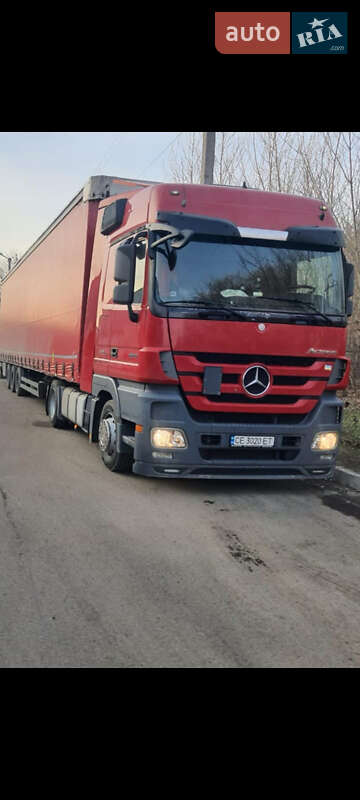 Тягач Mercedes-Benz Actros 2011 в Новоселице