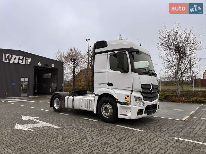 Тягач Mercedes-Benz Actros 2016 в Луцке