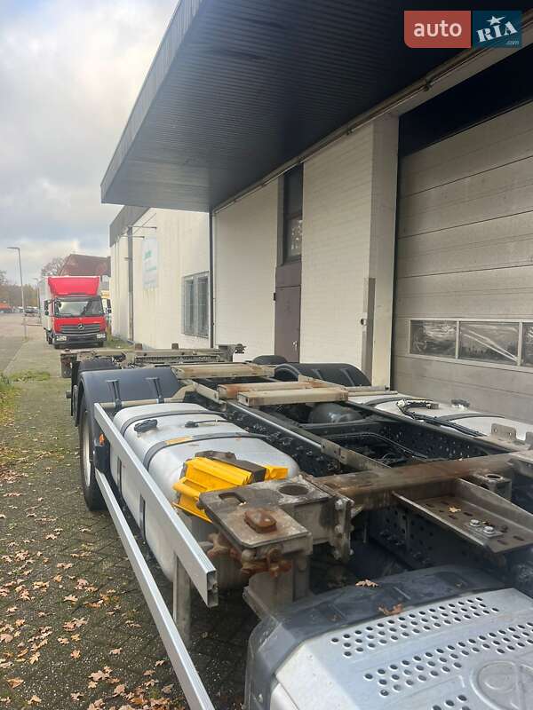 Контейнеровоз Mercedes-Benz Actros 2021 в Луцке