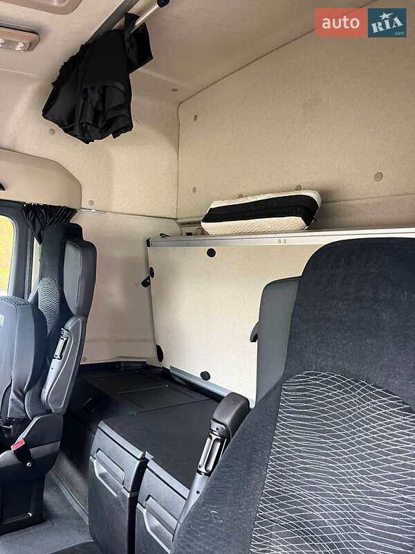 Контейнеровоз Mercedes-Benz Actros 2021 в Луцке