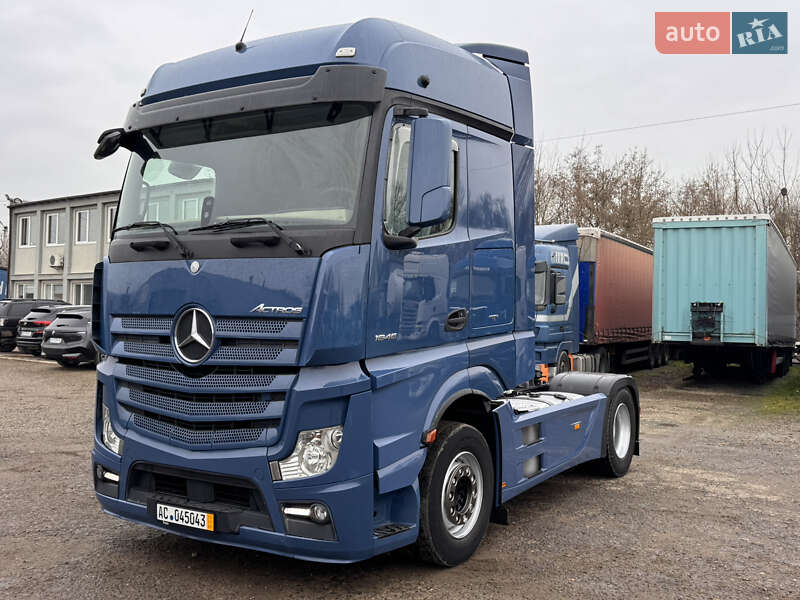 Тягач Mercedes-Benz Actros 2014 в Черновцах