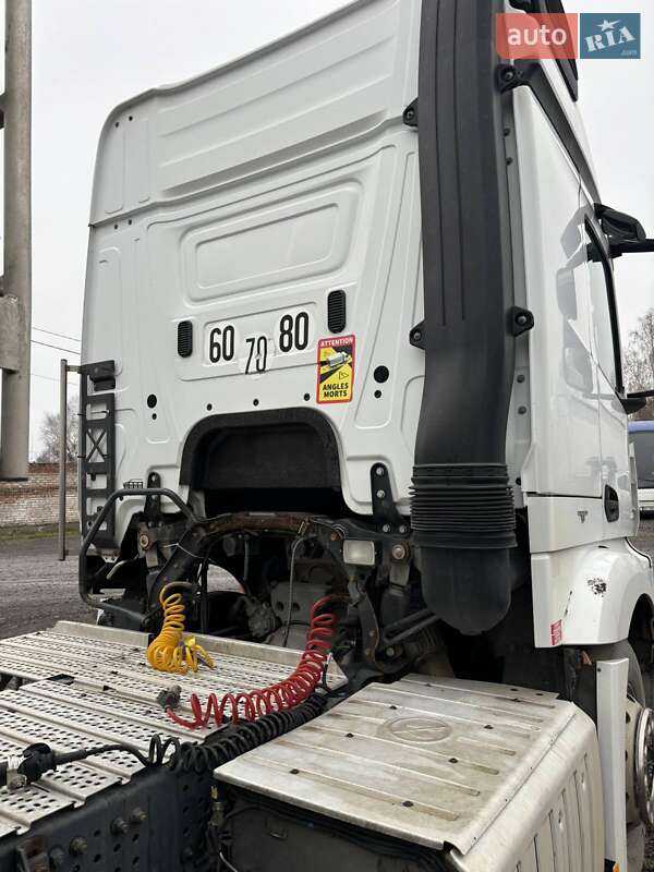 Бензовоз Mercedes-Benz Actros 2013 в Луцьку фото 9 Бензовоз Mercedes-Benz Actros 2013 в Луцьку