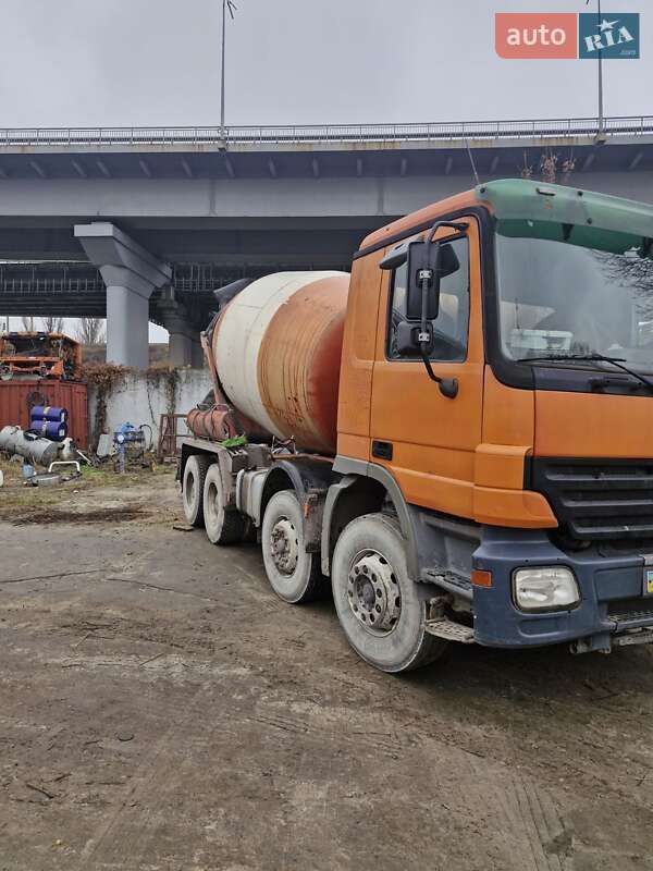 Бетономешалка (Миксер) Mercedes-Benz Actros 2004 в Киеве