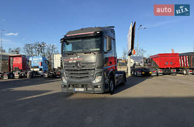 Тягач Mercedes-Benz Actros 2014 в Києві