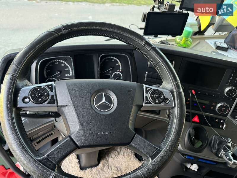 Тягач Mercedes-Benz Actros 2013 в Киеве