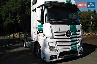 Тягач Mercedes-Benz Actros 2013 в Львове