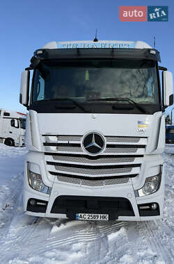 Тягач Mercedes-Benz Actros 2016 в Луцке