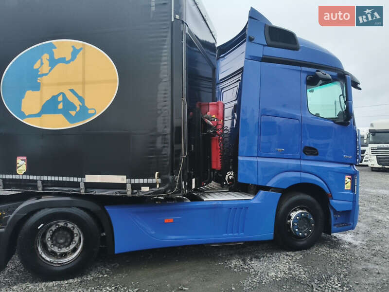 Тягач Mercedes-Benz Actros 2014 в Луцке