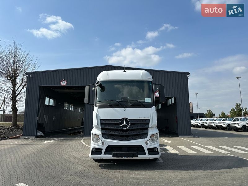 Тягач Mercedes-Benz Actros 2016 в Луцке