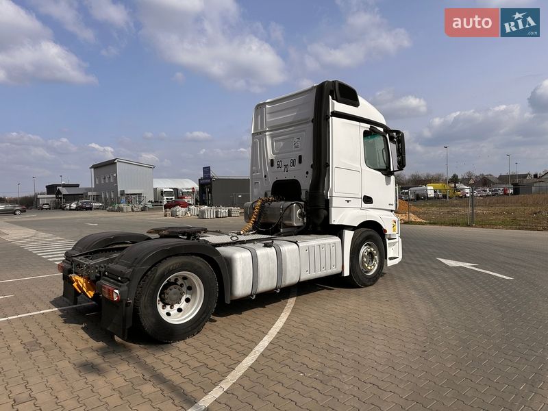 Тягач Mercedes-Benz Actros 2016 в Луцке