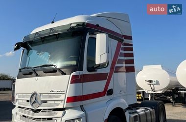 Тягач Mercedes-Benz Actros 2014 в Киеве