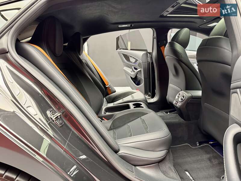 Купе Mercedes-Benz AMG GT 4-Door Coupe 2020 в Києві фото 49 Купе Mercedes-Benz AMG GT 4-Door Coupe 2020 в Києві