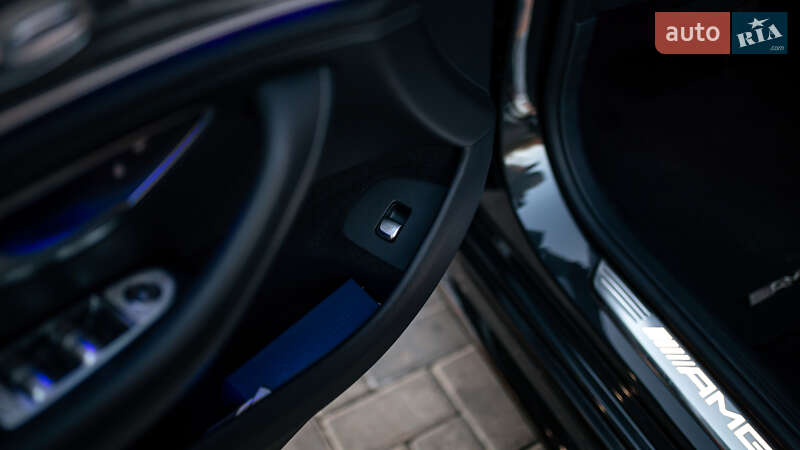 Купе Mercedes-Benz AMG GT 4-Door Coupe 2019 в Чернівцях