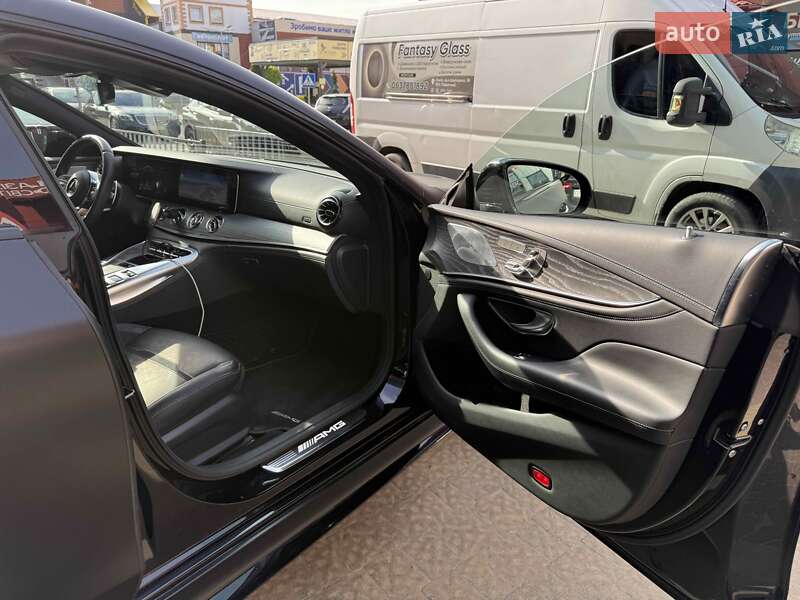 Купе Mercedes-Benz AMG GT 2019 в Львові