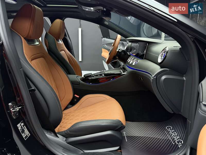 Купе Mercedes-Benz AMG GT 2023 в Киеве