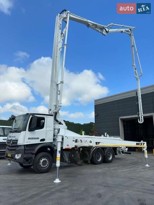 Бетононасос Mercedes-Benz Arocs 2023 в Киеве