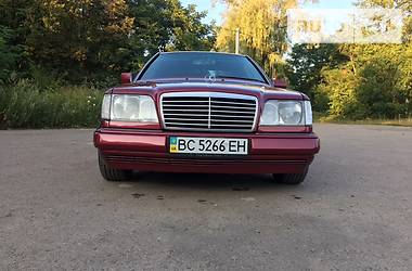 Купе Mercedes-Benz Atego 1994 в Львові