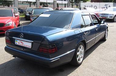 Седан Mercedes-Benz Atego 1989 в Одесі