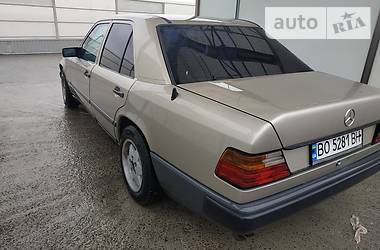 Седан Mercedes-Benz Atego 1989 в Тернополе