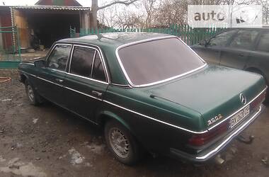 Седан Mercedes-Benz Atego 1980 в 